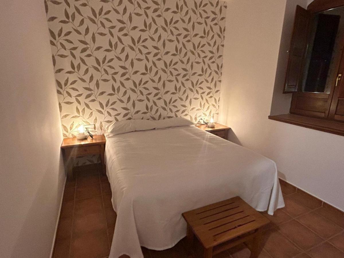 Hostal Villa El Colmenar Mombeltran Ngoại thất bức ảnh
