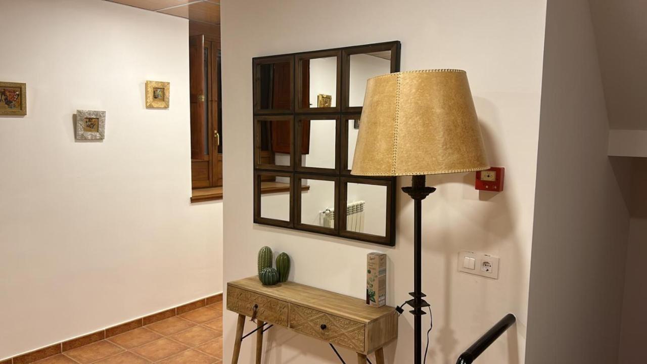 Hostal Villa El Colmenar Mombeltran Ngoại thất bức ảnh